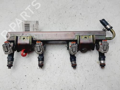 Used Injection rail NISSAN MICRA III (K12) 1.2 16V (80 hp) 29439743