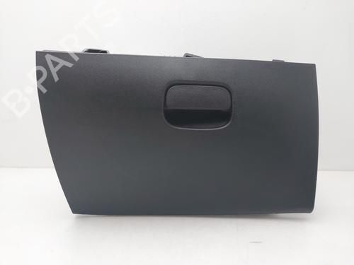 Used Glove box Glove box FIAT PUNTO (199_) 1.2 (199AXZ1A, 199BXZ1A) (69 hp) 33657993 33657993