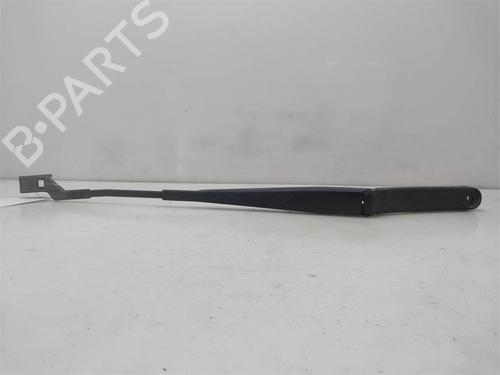 Used Front windshield wiper arm Front windshield wiper arm 38408409 38408409