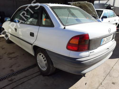 Engine control unit (ECU) OPEL ASTRA F Saloon (T92) 1.4 (F19, M19) | BP13583532M57 