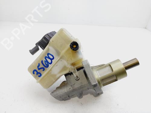 Used Brake master cylinder BMW 3 (E90) 318 i (129 hp) 21683458