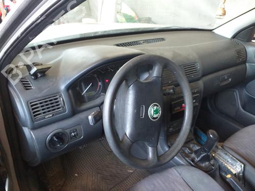 Høyre foran utvendig håndtak SKODA OCTAVIA I Combi (1U5) 1.9 TDI | BP7697744C129 