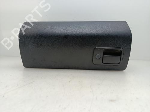 Used Glove box VW GOLF III (1H1) 2.0 (115 hp) 31263140
