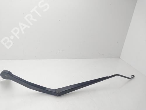 Used Front windshield wiper arm BMW X5 (F15, F85) xDrive 25 d (218 hp) 32014091