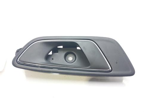 Used Front right interior door handle SEAT LEON (5F1) [2012-2021]  13628364