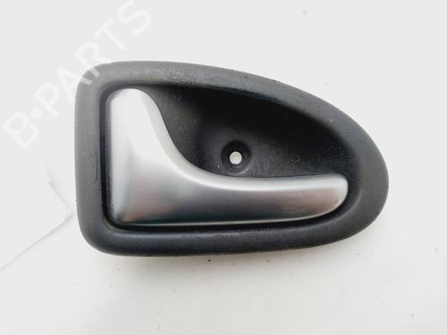 Used Front left interior door handle RENAULT SCÉNIC I MPV (JA0/1_, FA0_) 1.9 dTi (JA0N) (98 hp) 30625580
