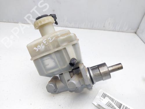 Brake master cylinder LAND ROVER DISCOVERY III (L319) 2.7 TD 4x4 | BP13572210M77 