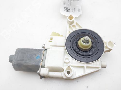 Used Left front window motor MERCEDES-BENZ M-CLASS (W164) ML 280 CDI 4-matic (164.120) (190 hp) 17046981