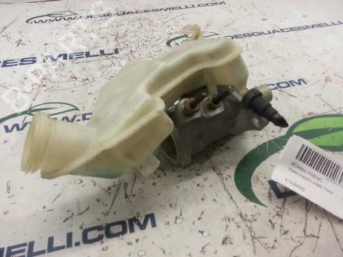 Used Brake master cylinder FORD FIESTA V (JH_, JD_) 1.4 16V (80 hp) 2871321