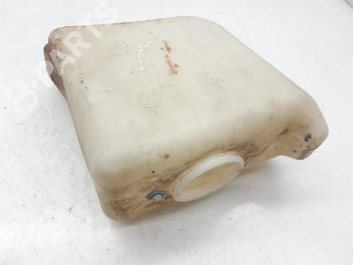 Used Windscreen washer tank Windscreen washer tank SKODA FELICIA I Pickup (6UF, 6U7) 1.3 (54 hp) 8403714 8403714