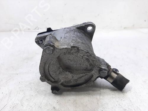 Used Vacuum pump FIAT STILO (192_) 1.9 JTD (192_XE1A) (115 hp) 10241365