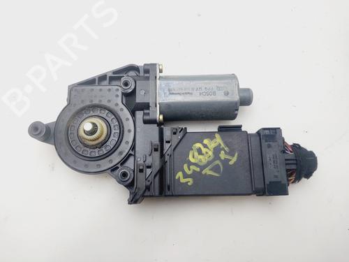 Used Left front window motor VW PASSAT B5.5 (3B3) 1.9 TDI (101 hp) 30143207