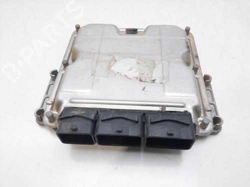 Used Engine control unit (ECU) RENAULT SCÉNIC I MPV (JA0/1_, FA0_) 1.9 dCi RX4 (102 hp) 13573204