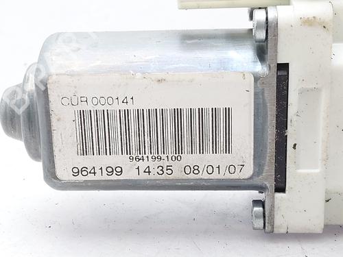Right front window motor LAND ROVER DISCOVERY III (L319) 2.7 TD 4x4 | BP12601647E20 