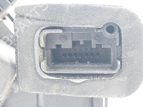 Front right lock VW GOLF VI (5K1) 1.6 TDI | BP12438060C97 