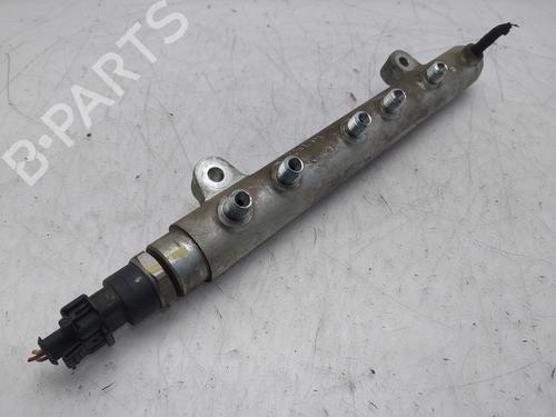 Used Injection rail Injection rail 36813246 36813246