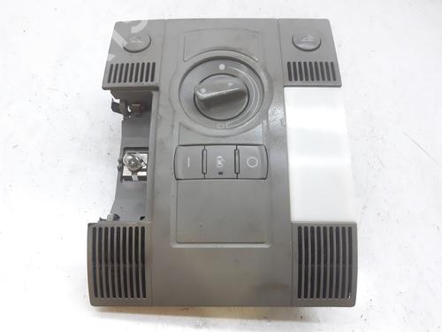 interior-roof-light-audi-a8-d3-4e2-4e8-37-quattro-4e0947097h-2002-2003-2004-2005-2006-2007-2008-2009-2010-8325445 main image