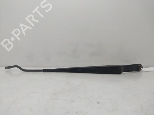 Used Front windshield wiper arm Front windshield wiper arm 37010994 37010994