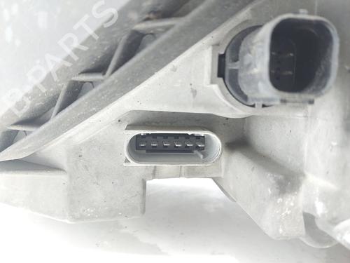 Right headlight MERCEDES-BENZ S-CLASS (W220) S 320 CDI (220.026, 220.126) | BP21266742C29 
