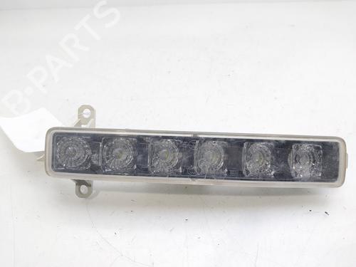 Used Left front indicator PEUGEOT 308 II (LB_, LP_, LW_, LH_, L3_) [2013-2021]  26448749