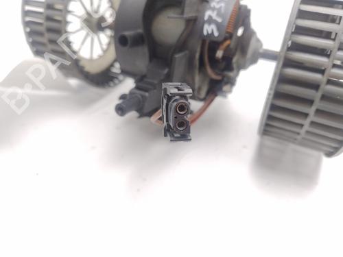 Heater blower motor BMW 5 (E60) 525 d | BP24881129M62 