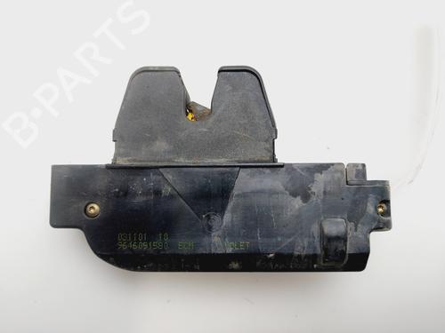 Used Tailgate lock Tailgate lock CITROËN XSARA (N1) 1.9 D (70 hp) 33425527 33425527
