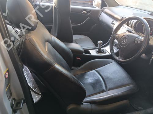 Front right lock MERCEDES-BENZ C-CLASS Coupe (CL203) C 200 Kompressor (203.742) | BP29323186C97 