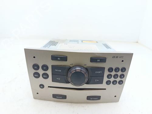 Used Radio Radio 37197875 37197875