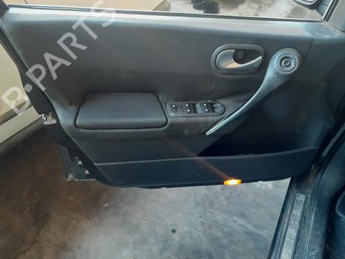 Engine control unit (ECU) RENAULT MEGANE II (BM0/1_, CM0/1_) 1.6 16V (BM0C, CM0C) | BP18694043M57 