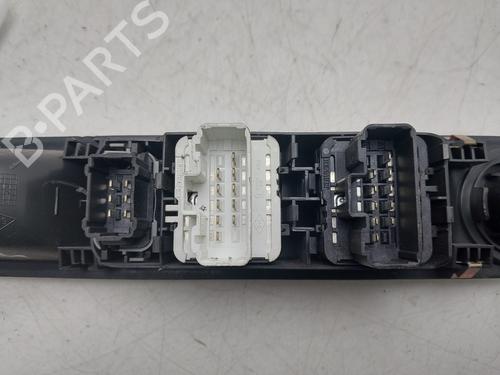 Left front window switch RENAULT ESPACE IV (JK0/1_) 2.0 (JK09) | BP37998428I27 - Image 2