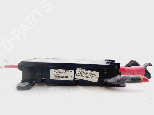 Fuse box JAGUAR XF I (X250) 2.2 D | BP22390172E1