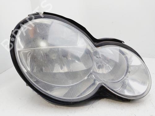 Used Right headlight MERCEDES-BENZ C-CLASS Coupe (CL203) C 180 Kompressor (203.746) (143 hp) 30400136