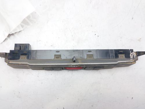 Warning switch LAND ROVER RANGE ROVER SPORT I (L320) 2.7 D 4x4 | BP11573376I22 