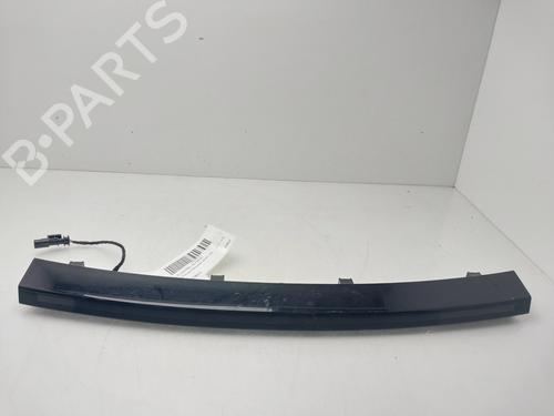 Used Third brake light Third brake light 32453100 32453100