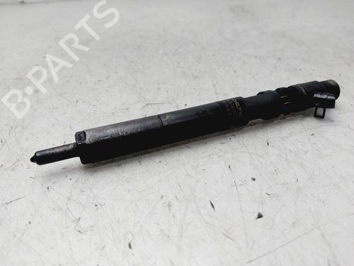 Used Injector KIA CARNIVAL II (GQ) [1999-2007]  28113261