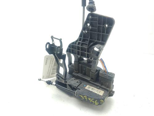 Used Front right lock HYUNDAI SANTA FÉ II (CM) 2.2 CRDi 4x4 (155 hp) 26602586