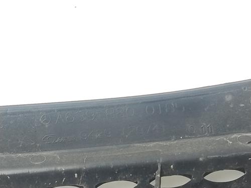 Grille MERCEDES-BENZ VITO / MIXTO Van (W639) 111 CDI (639.601, 639.603) | BP29927503C40