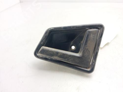 Used Front right interior door handle Front right interior door handle SUZUKI VITARA (ET) HDI (SE 420HDI) (87 hp) 34628013 34628013