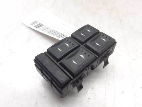 Used Left front window switch FORD MONDEO III (B5Y) 2.0 TDCi (130 hp) 7519990