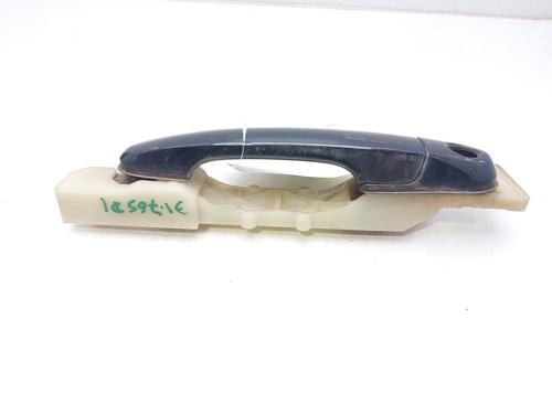 Used Front left exterior door handle HYUNDAI TUCSON (JM) 2.0 CRDi (113 hp) 15071586