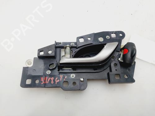 Used Rear left interior door handle HONDA CIVIC VIII Hatchback (FN, FK) 2.2 CTDi (FK3) (140 hp) 30506594