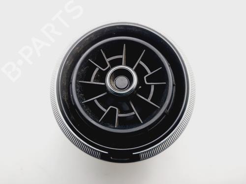 air-vent-audi-a3-limousine-8vs-8vm-2013-2014-2015-2016-2017-2018-2019-2020-2021-32204719 main image