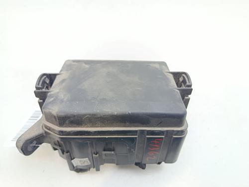 Used Fuse box Fuse box 37438038 37438038