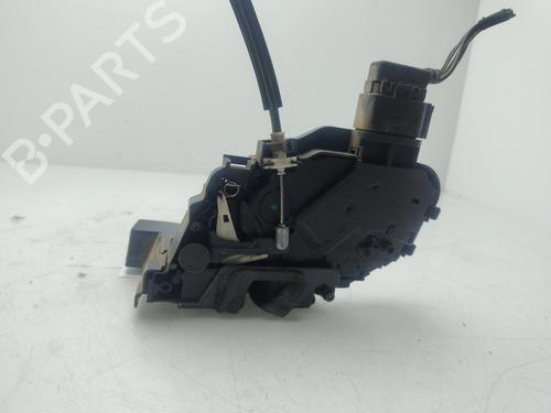 Used Front left lock LAND ROVER DISCOVERY III (L319) 2.7 TD 4x4 (190 hp) 31026667
