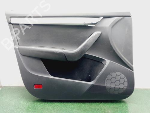 Pannello porta anteriore sinistro SKODA OCTAVIA III Combi (5E5, 5E6) [2012-2020]  32406797