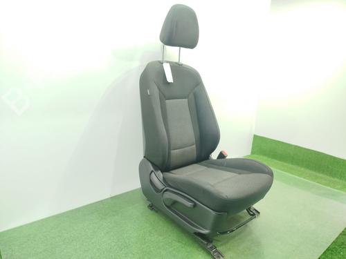 Right front seat HYUNDAI i40 I (VF) 1.7 CRDi | BP31611128C16 