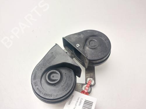 Used Horn CHEVROLET CAPTIVA (C100, C140) 2.0 D (150 hp) 31371642