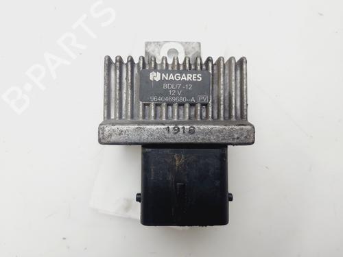 Modulo electronico RENAULT SCÉNIC II (JM0/1_) [2003-2010]  28837420