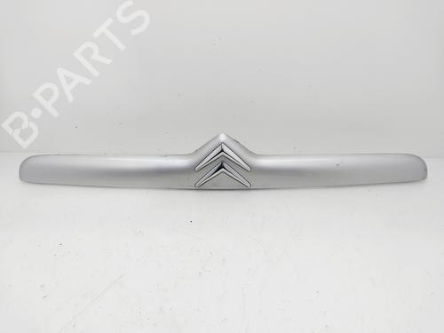 Used Tailgate handle CITROËN XSARA (N1) 1.4 i (75 hp) 30471687