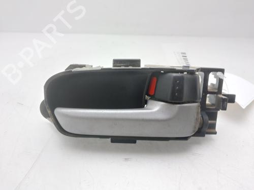 Used Rear right interior door handle Rear right interior door handle SUZUKI GRAND VITARA II (JT, TE, TD) 1.9 DDiS (JB419WD, JB419XD) (129 hp) 33931850 33931850